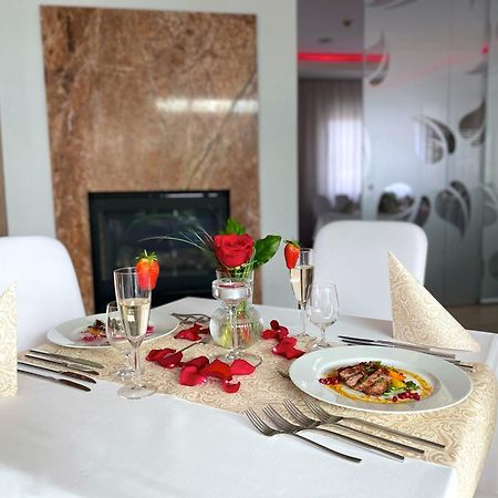Hotel Ponteo - Activity Park Bratislava Dış mekan fotoğraf