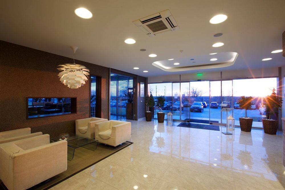 Hotel Ponteo - Activity Park Bratislava Dış mekan fotoğraf
